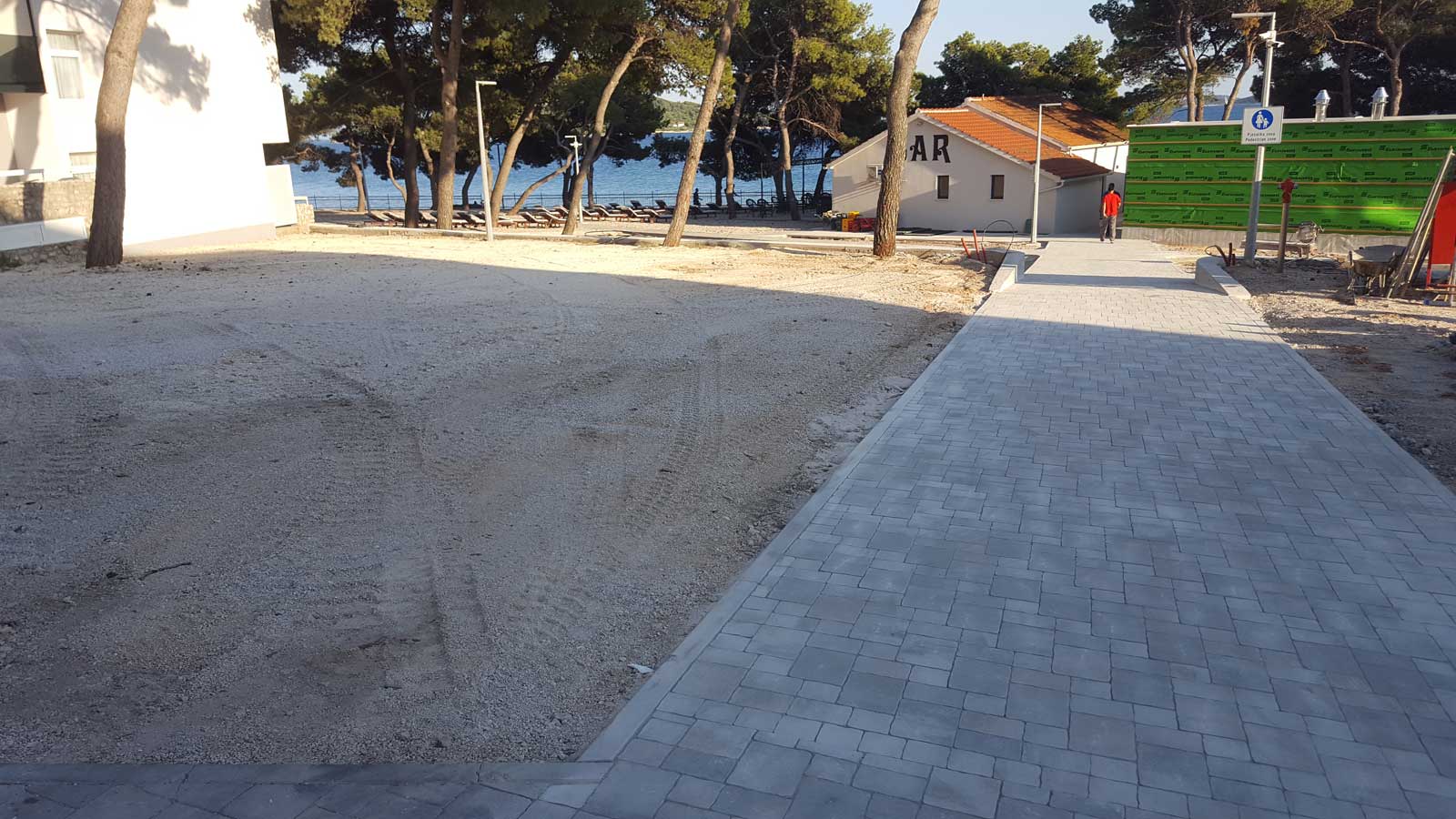 ZELJKO d.o.o. Split - Izgradnja bazena i uređenje okoli&scaron;a