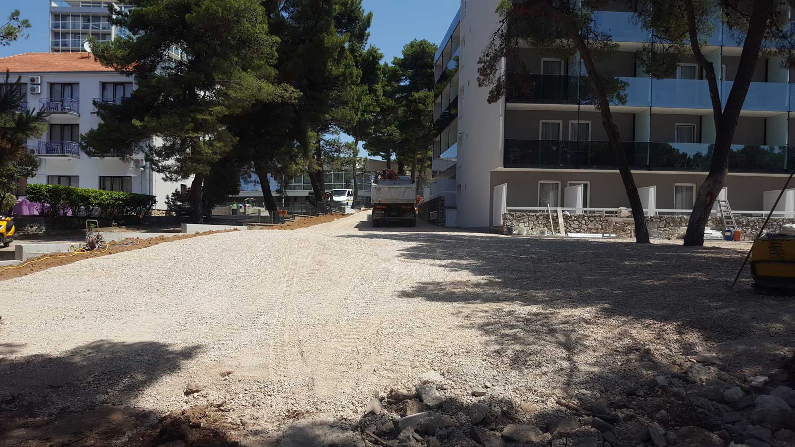 ZELJKO d.o.o. Split - Izgradnja bazena i uređenje okoli&scaron;a